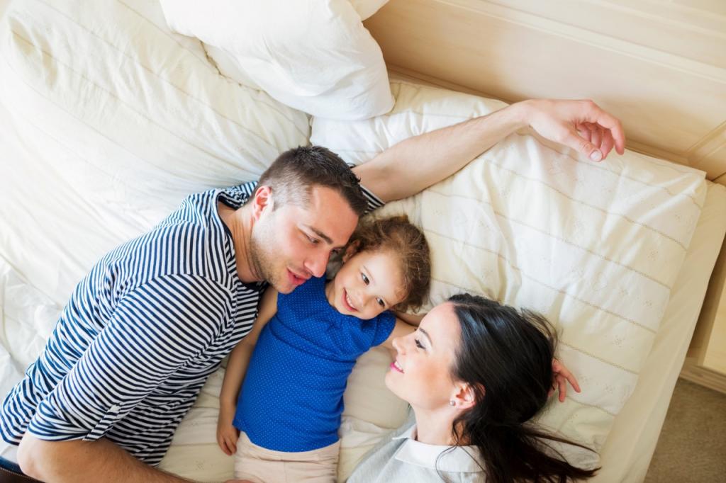 family on mattress king vs queen