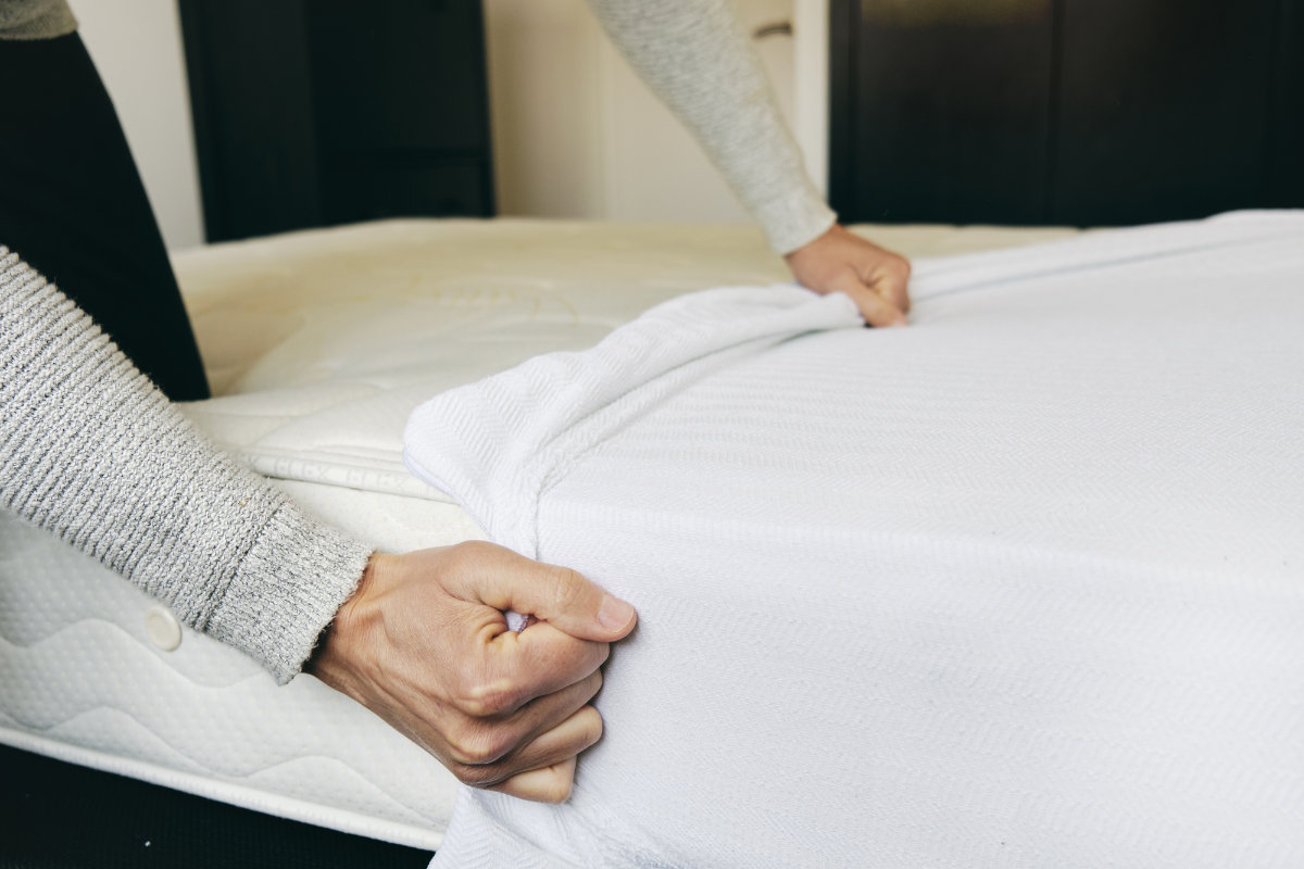 Can You Wash a Mattress Protector With Sheets? Expert Tips