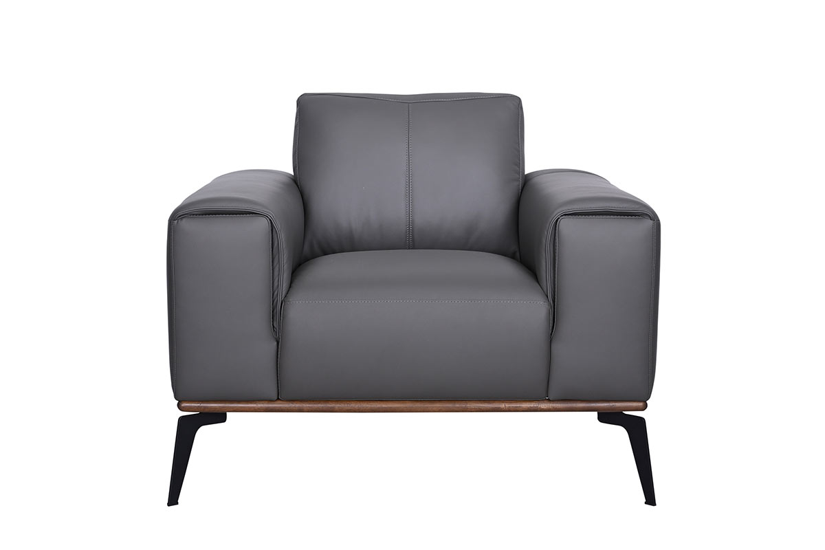Moet Chair